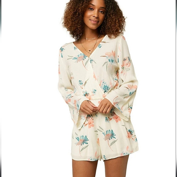 O'Neill Pants - O'NEILL Jory Floral Romper Winter White Size Large Boho Cottagecore